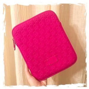 MICHAEL KORS iPad Sleeve Hot Pink